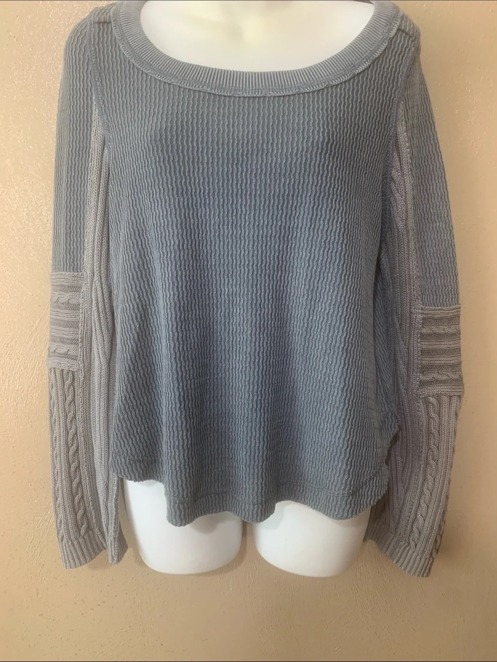 We The Free XS Light Gray Scoop Neck Textured Knit Sweater Top
